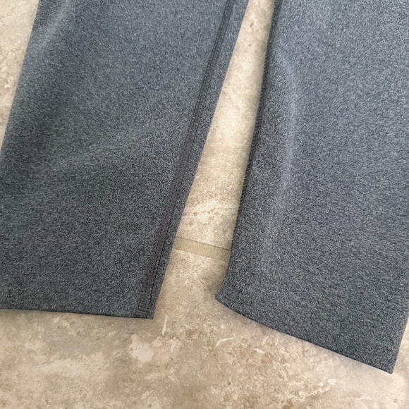 Like new exercise leggings/shorts - Picture 6 of 13